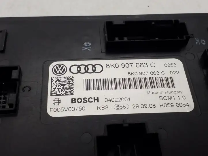 Audi A4 S4 B8 8K (2007 - 2011) 8K0907063C Модуль комфорта — фото 3