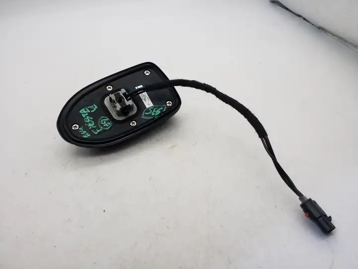 Ford Fiesta (2013 - 2017) G1BT19G461AD GPS антенна — фото 3