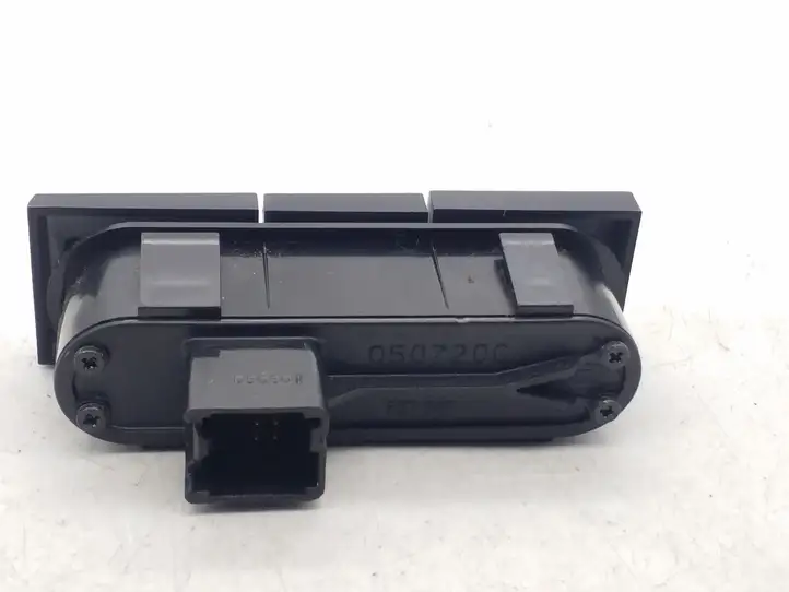 Ford Explorer (2005 - 2010) 6L2T7Z155 Включатель блокировки дифференциалов — фото 2