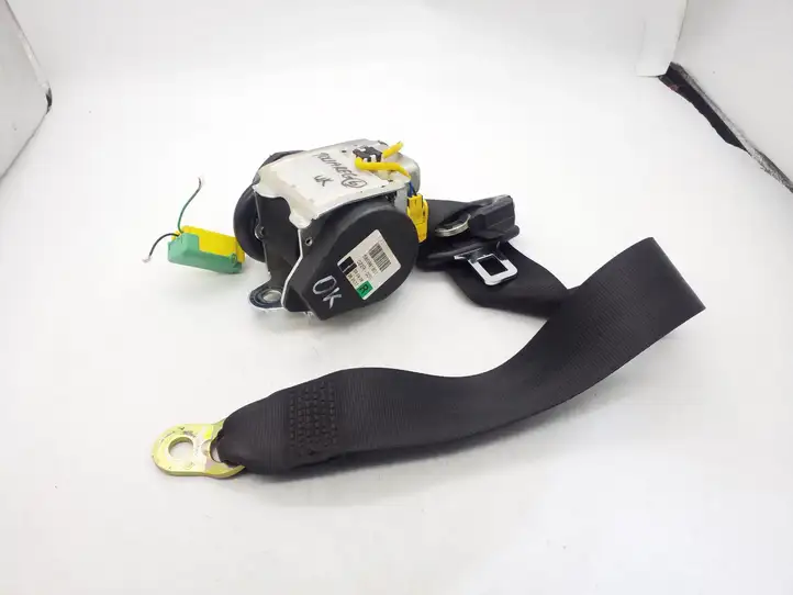Volkswagen Touareg I (2002 - 2010)  7L0857806 Задний ремень безопасности