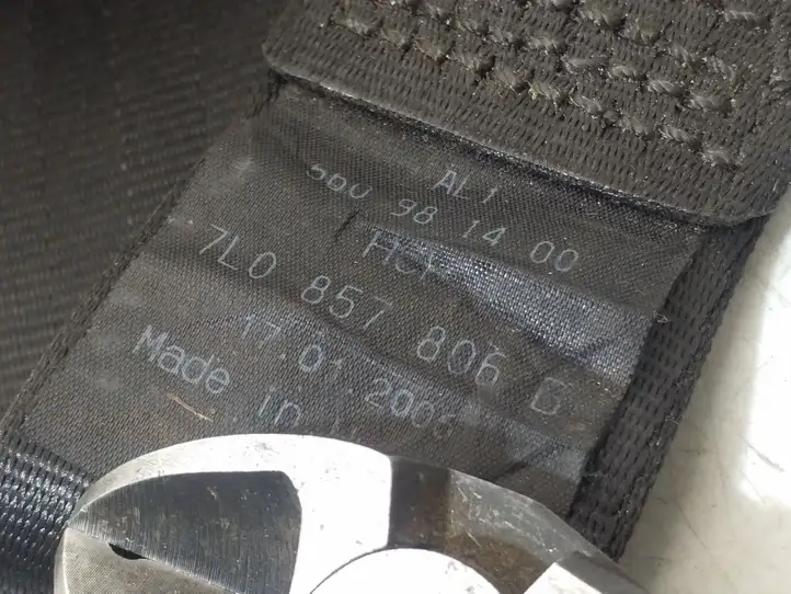 Volkswagen Touareg I (2002 - 2010)  7L0857806 Задний ремень безопасности