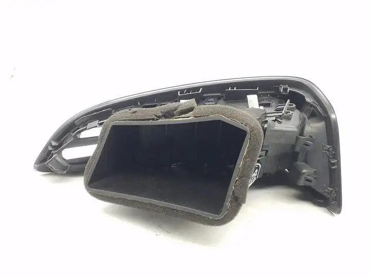 Ford Focus (2015 - 2019)  F1EBA018B Боковая воздушный дефлектор