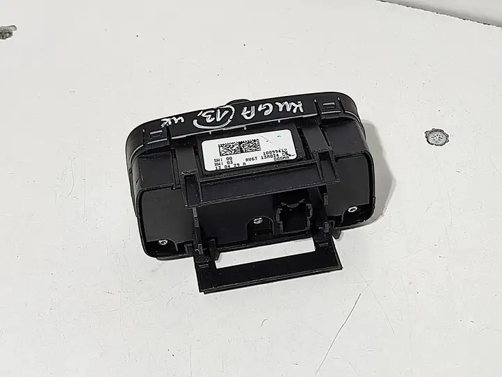 Ford Kuga II (2013 - 2019) AV6T13A024CC Включатель фонарей — фото 2