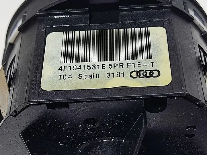 Audi Q7 4L (2009 - 2015) 4F1941531E Включатель фонарей — фото 3