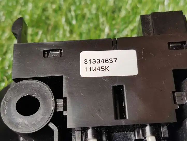 Volvo S60 (2010 - 2013) 31334637 Кнопка ручного тормоза — фото 3
