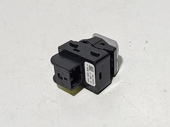 Audi A3/S3 8V (2012 - 2016) 8V0959855A Кнопка стеклоподъемников — фото 2