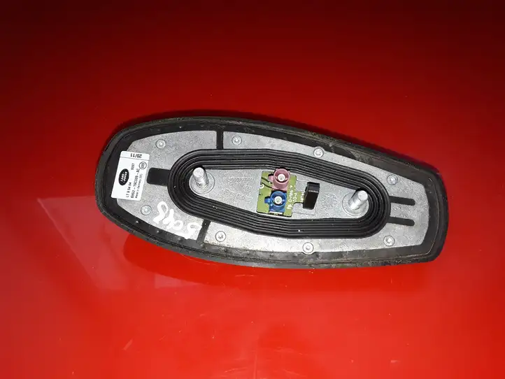 Land Rover Range Rover Sport L494 (2009 - 2013) 6H5219C089AC GPS антенна — фото 2