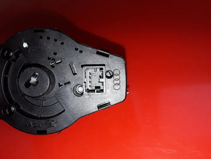 Audi A5 8T 8F (2007 - 2011) 8K0941531G Включатель фонарей — фото 4