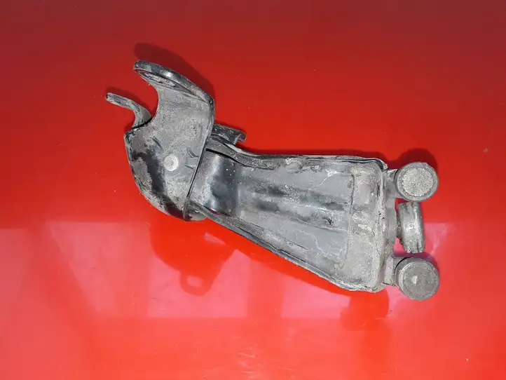 Mercedes-Benz Vito Viano W639 (2003 - 2010) A6397602247 Средняя направляющая ролика раздвижной двери — фото 3