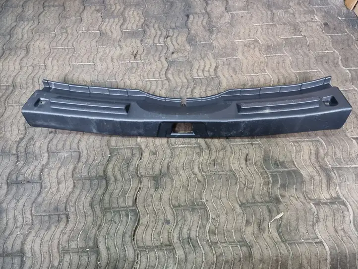 Nissan Qashqai (2013 - 2017) 849924EA0A Отделка порога багажника — фото 1