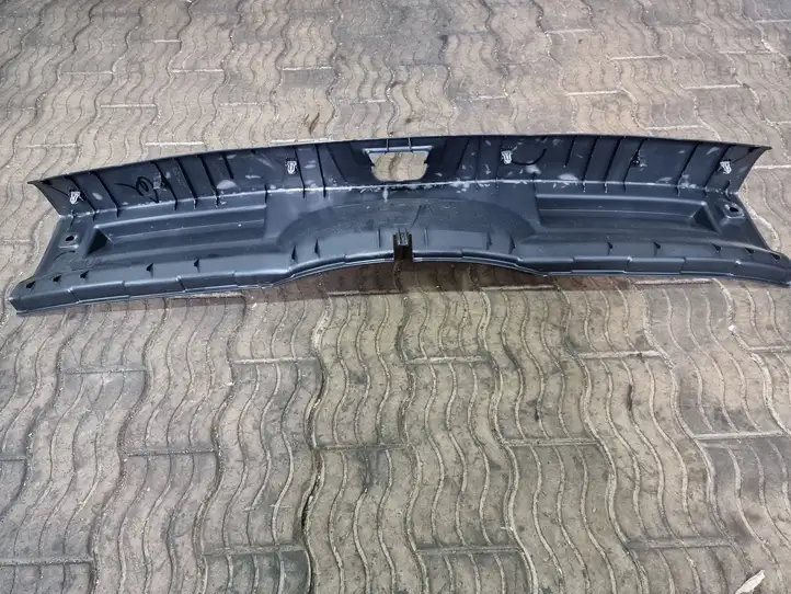 Nissan Qashqai (2013 - 2017) 849924EA0A Отделка порога багажника — фото 3