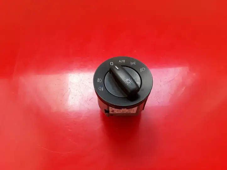 Skoda Yeti (5L) (2009 - 2012) 5L0941431E Включатель фонарей — фото 1