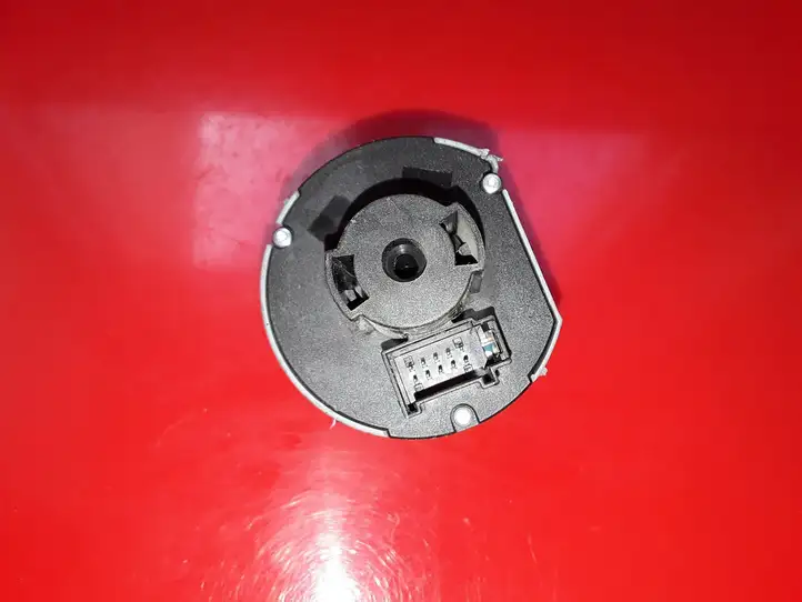 Skoda Yeti (5L) (2009 - 2012) 5L0941431E Включатель фонарей — фото 2