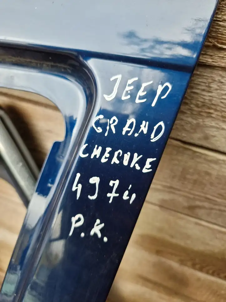 Jeep Grand Cherokee (WK) (2004 - 2010) Дверь — фото 2