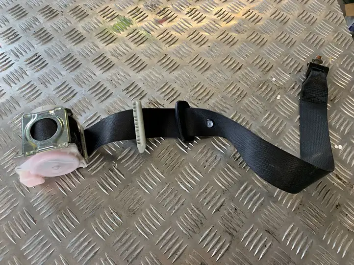 Nissan Qashqai (2006 - 2010) 9887K Задний ремень безопасности — фото 2
