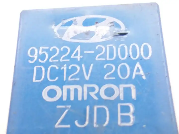 Hyundai Getz (2002 - 2005)  952242D000 Другое реле
