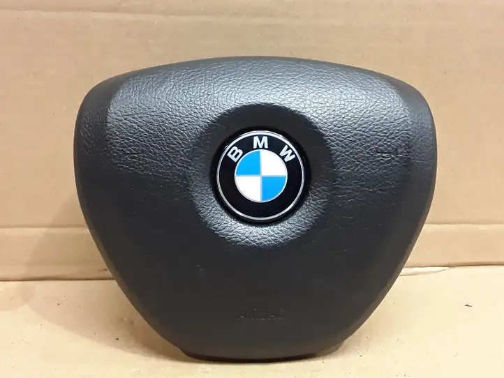 BMW 5 F10 F11 (2009 - 2016) 33678383902 Подушка безопасности руля — фото 1