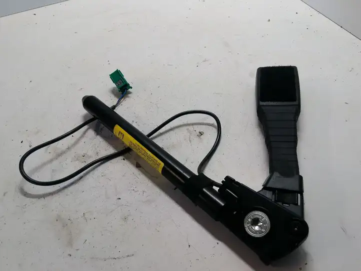 Opel Astra H (2004 - 2009) 13127267 Замок переднего ремня — фото 1