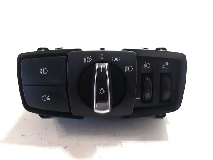 BMW 1 F20 F21 (2011 - 2019) 926530502 Включатель фонарей — фото 1