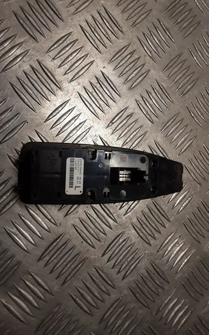 BMW 1 F20 F21 (2011 - 2019) 9208109 Блок кнопок стеклоподъемников — фото 4