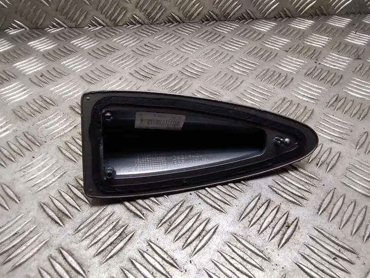 BMW 7 E65 E66 (2001 - 2008) 6924343 Крышка GPS-антенны — фото 2