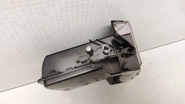 Subaru Outback (2009 - 2014)  66120AJ030 Ящик для вещей