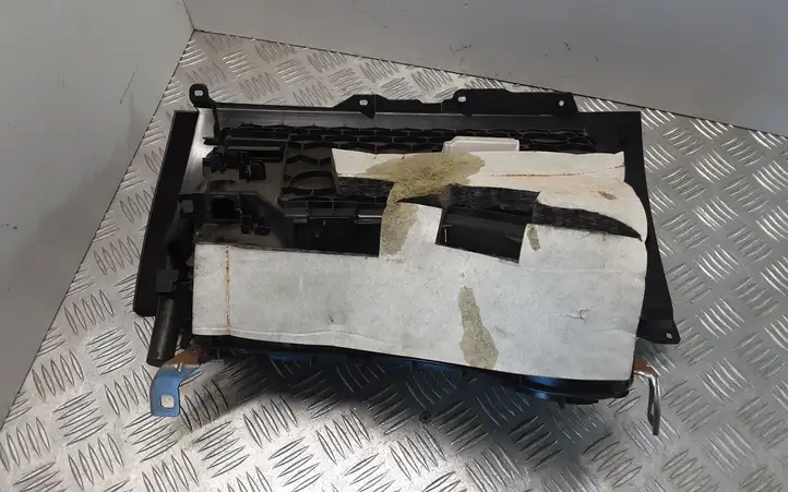 BMW 1 F20 F21 (2011 - 2019) 51169226047 Бардачок в сборе — фото 5