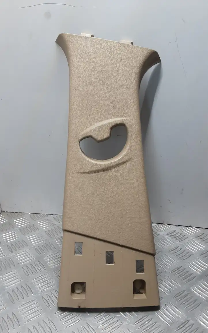 BMW X1 E84 (2009 - 2015)  51432990775 Отделка стойки (B) (верхняя)