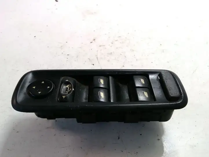 Citroen C8 (2002 - 2008) 14957520XT Кнопка стеклоподъемников — фото 1