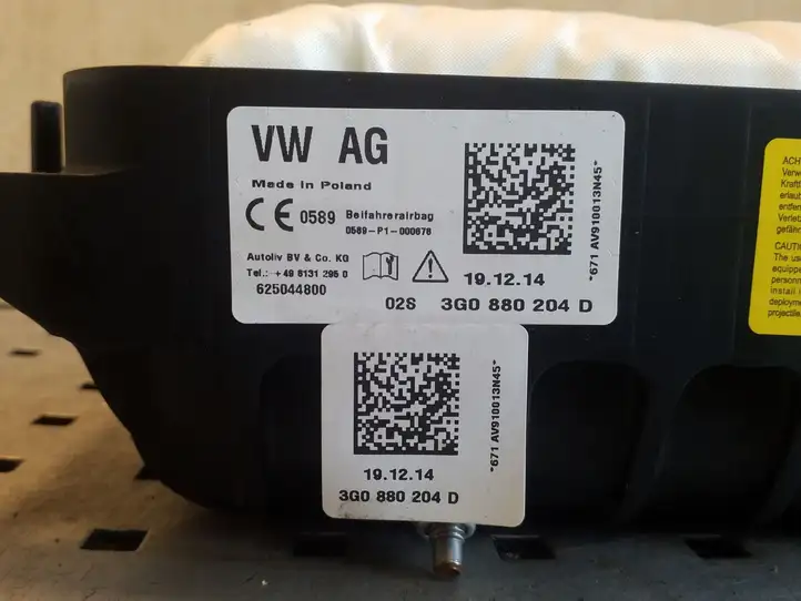 Volkswagen PASSAT B8 (2015 - ) 3G0880204D Подушка безопасности пассажира — фото 2