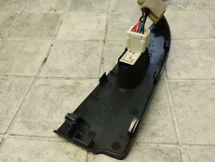 Subaru Outback (2009 - 2014) 94263AJ020 Кнопка стеклоподъемников — фото 3