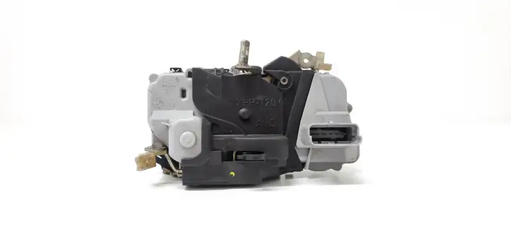 Citroen Xsara Picasso (1999 - 2012)   Замок передней двери