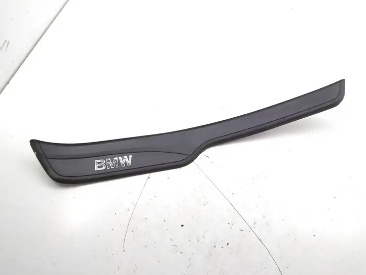 BMW 3 E90 E91 (2005 - 2012) Внутренняя отделка заднего порога — фото 1