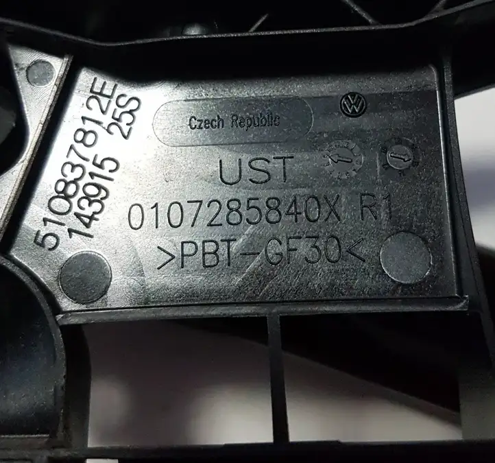 Volkswagen PASSAT B8 (2015 - ) 0107285840 Наружная ручка двери — фото 4