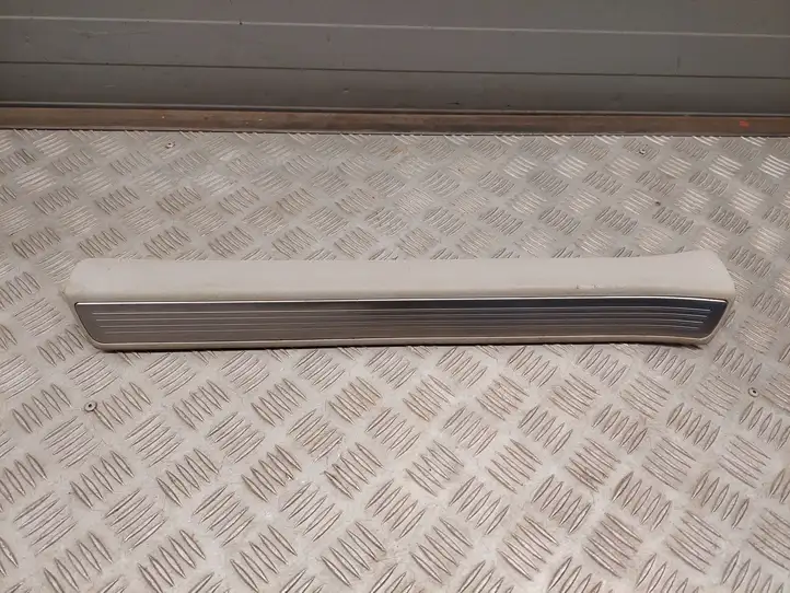 Mercedes-Benz S W222 (2013 - )  A2226808135 Отделка переднего порога (внутренняя)