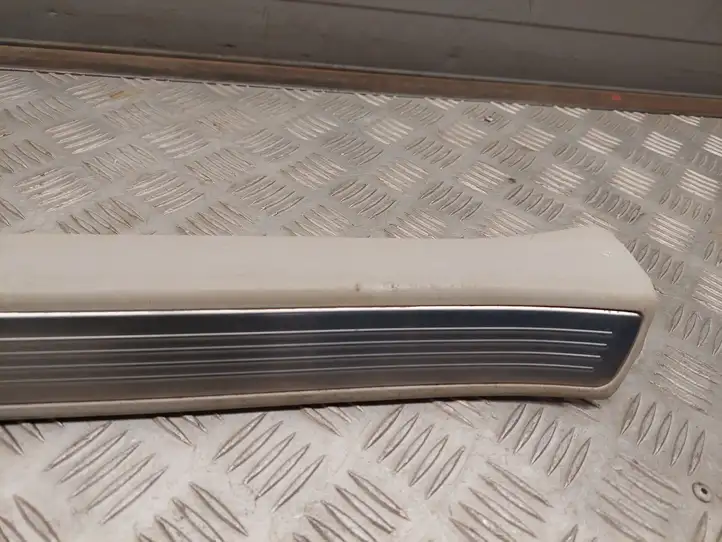 Mercedes-Benz S W222 (2013 - )  A2226808135 Отделка переднего порога (внутренняя)