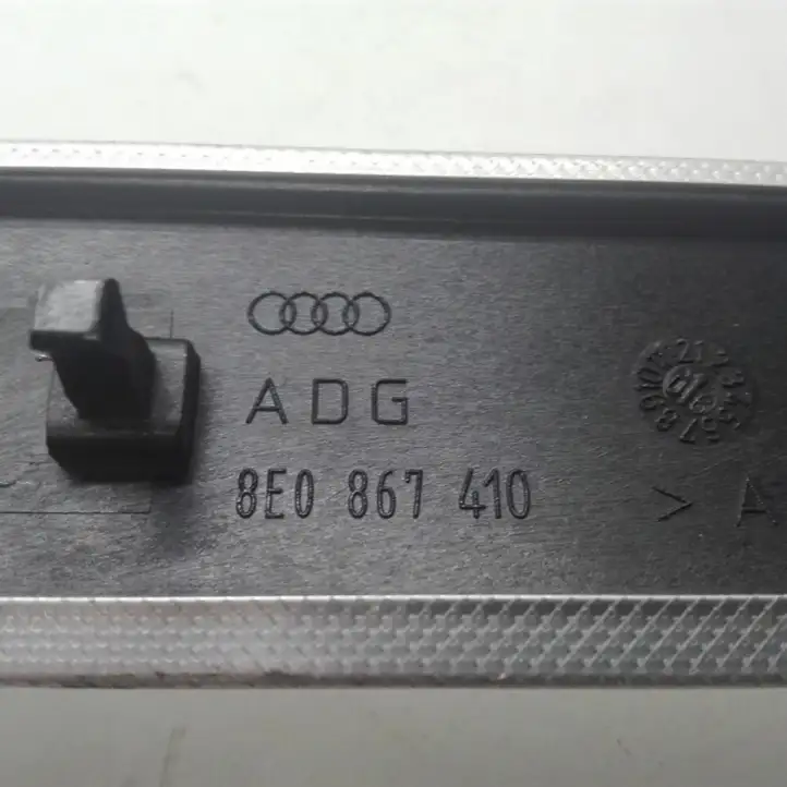 Audi A4 S4 B7 8E 8H (2004 - 2009) 8E0867410 Декоративная накладка передней двери — фото 2