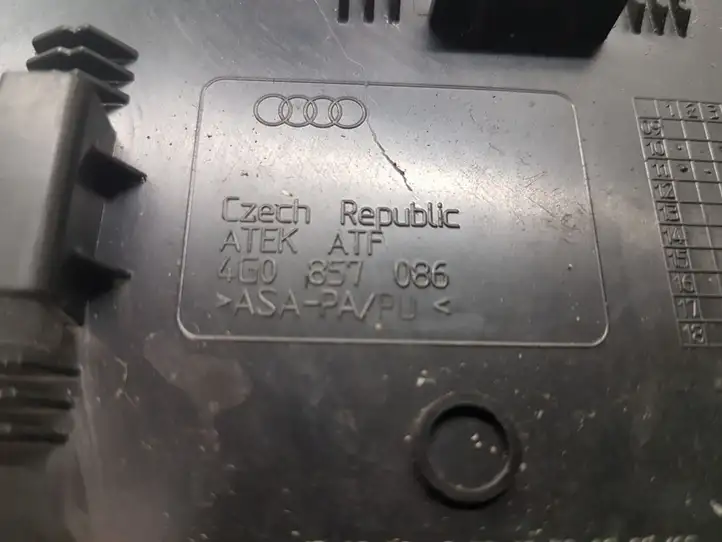 Audi A6 C7 (2011 - 2014) 4G0857086 Боковая отделка панели приборов — фото 2