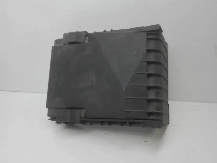 Volkswagen PASSAT B6 (2005 - 2010) 1K0937132F Крышка ящика предохранителей — фото 1