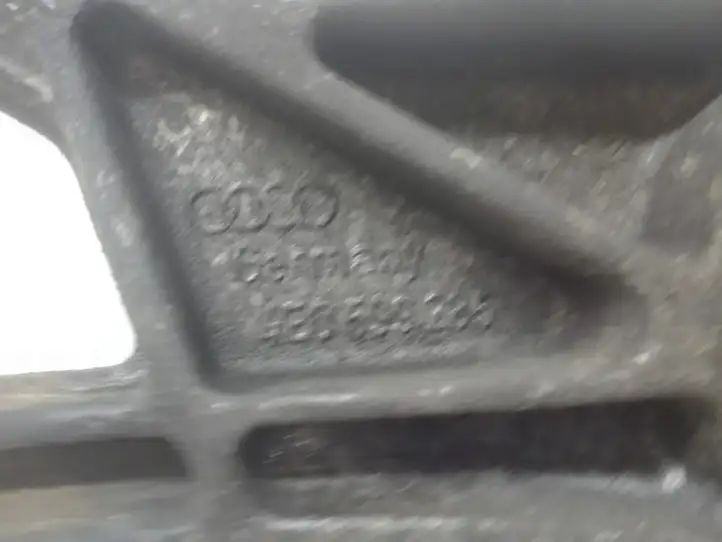 Audi A8 S8 D3 4E (2005 - 2007) 4E0599285 Кронштейн заднего редуктора — фото 1