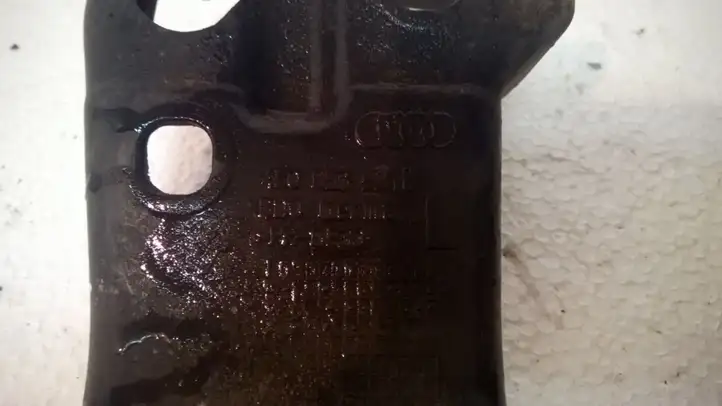 Audi A8 (2005 - 2007)  4E0853921C Обшивка порга