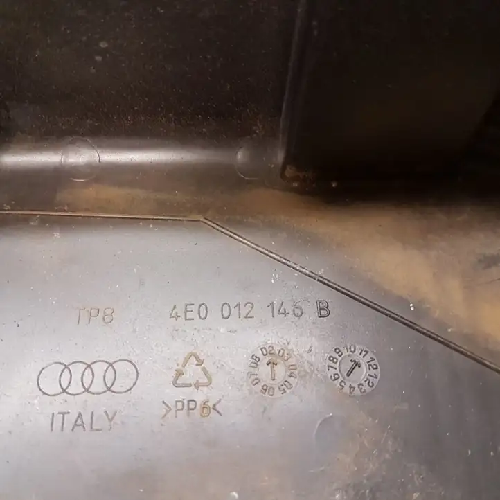 Audi A8 S8 D3 4E (2005 - 2007) 8E0012146B Ящик для инструментов — фото 4
