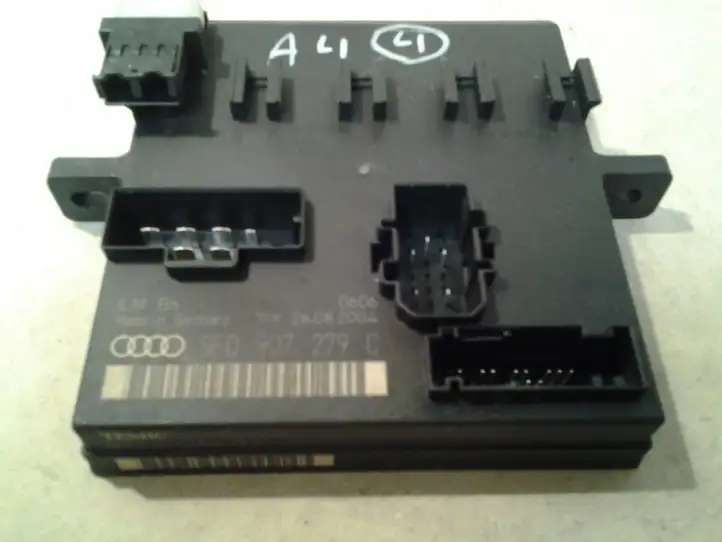 Audi A4 S4 B6 8E 8H (2000 - 2006) 8E0907279C Модуль комфорта — фото 1