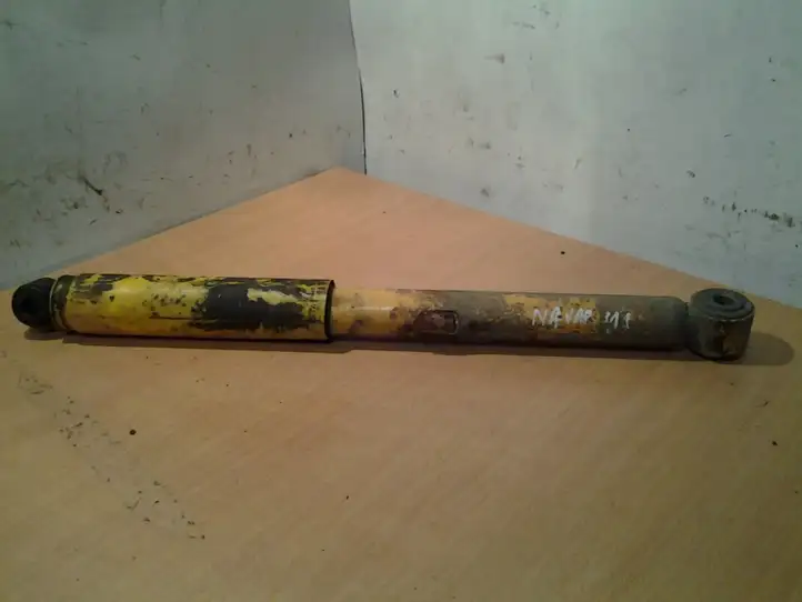 Nissan Navara D40 (2004 - 2015)   Задний амортизатор с пружиной