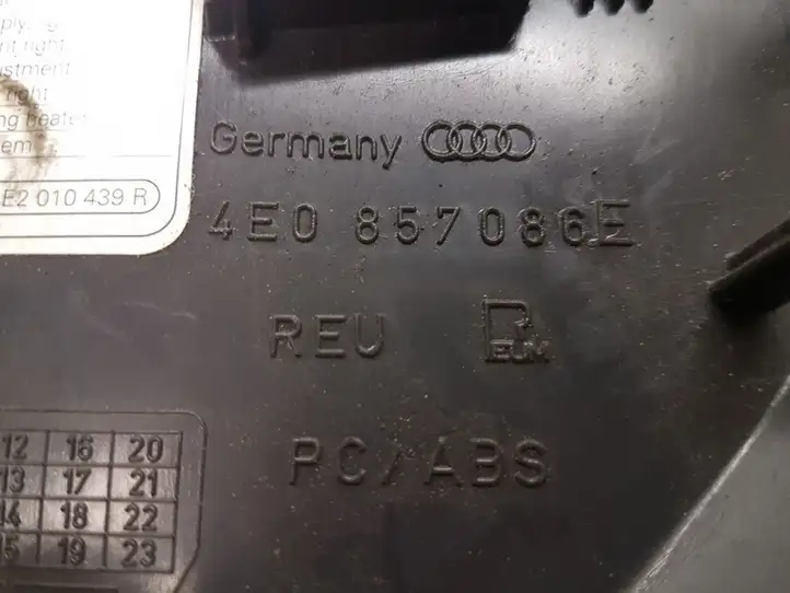 Audi A8 S8 D3 4E (2005 - 2007) 4E0857086E Боковая отделка панели приборов — фото 3