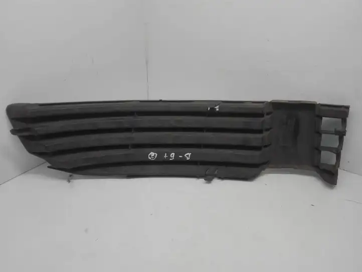 Volkswagen PASSAT B5.5 (2001 - 2005) 3B0853665F Нижняя решетка переднего бампера — фото 2