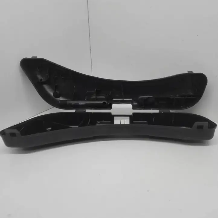 Audi A4 (2004 - 2009)  8E0012111A Ящик для инструментов