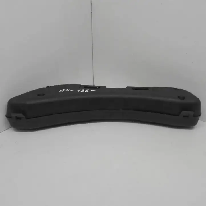 Audi A4 (2004 - 2009)  8E0012111A Ящик для инструментов