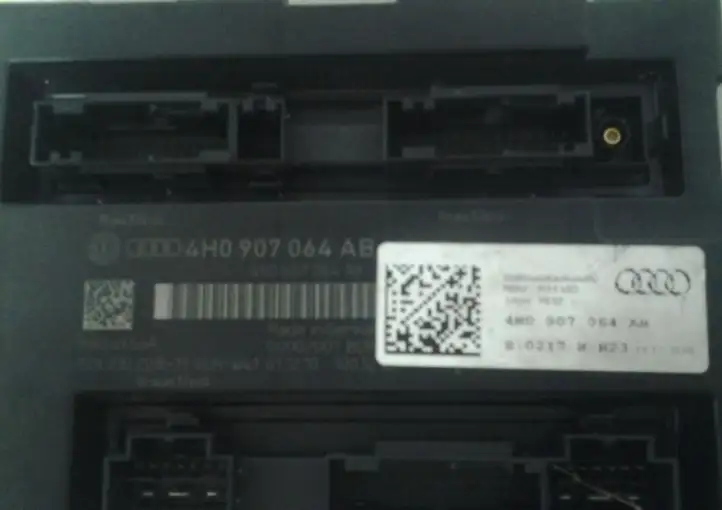Audi A8 S8 D4 4H (2010 - 2014) 4H0907064AB Модуль комфорта — фото 3