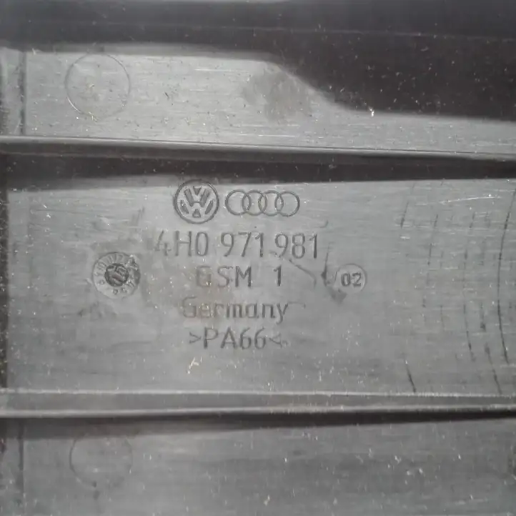 Audi A8 S8 D4 4H (2010 - 2014) 4H0971981 Прочие детали салона — фото 2